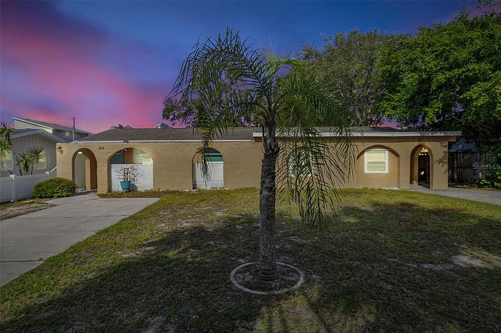 1 bed, 1.0 bath, 450 sqft, $1,700 — Photo 2