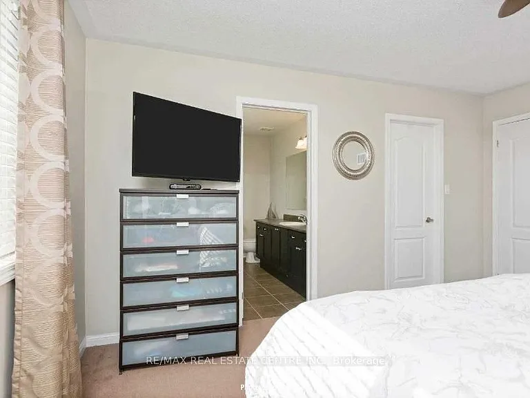 904 Zelinsky Cres — Photo 15