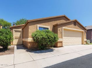 413 E Geronimo Bluff Loop, Tucson, AZ 85705