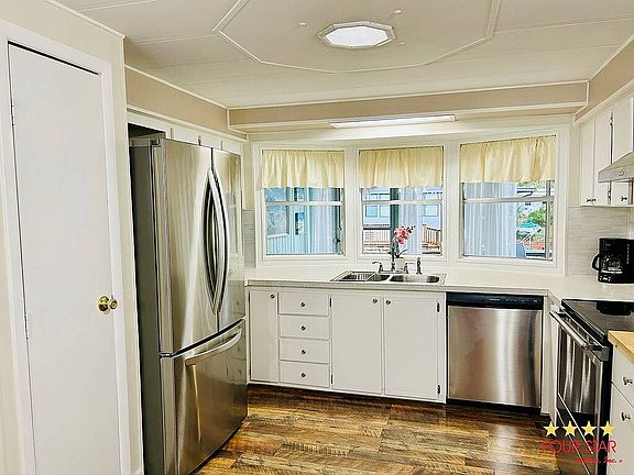 3rd image of 28944 Hubbard St #101