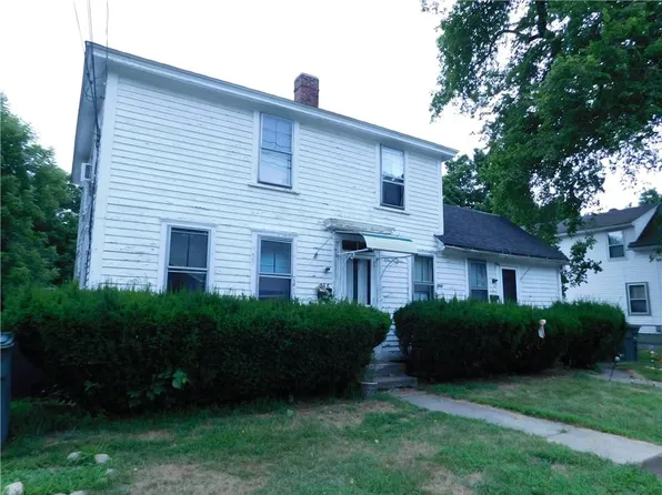 136-138 S Main St, Coventry, RI 02816