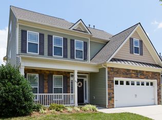 1035 Bridlemine Dr, Fuquay Varina, NC 27526