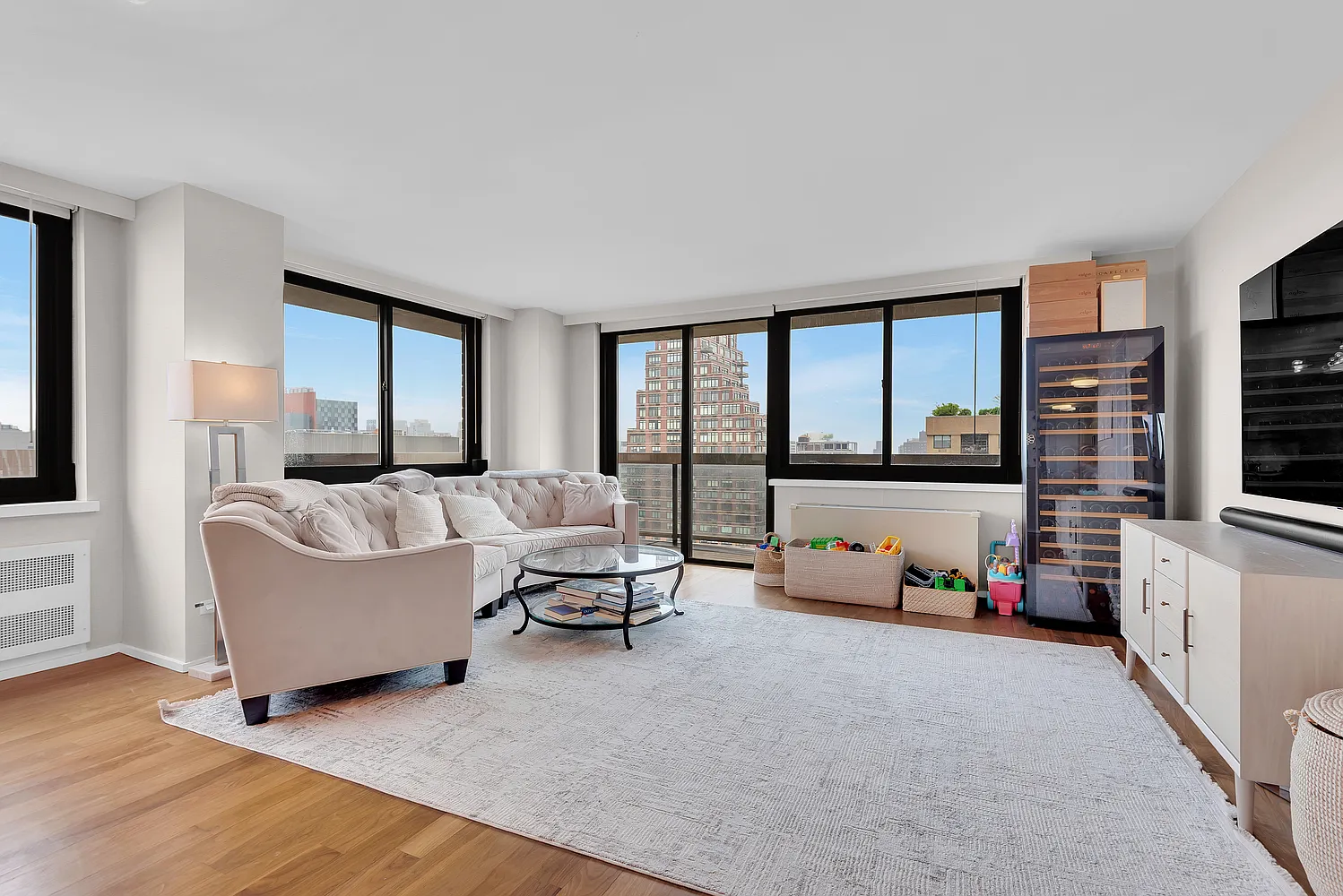 515 East 72nd Street — Photo 1