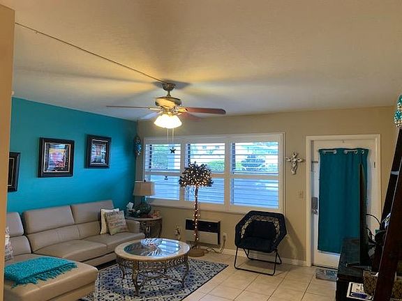 2nd image of 146 Westbury #146