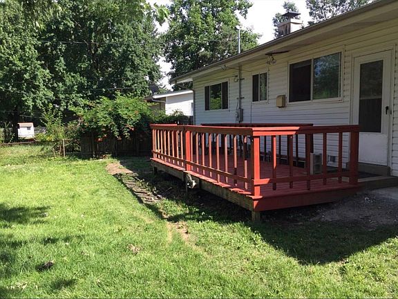 4th image of 775 Manresa Ln