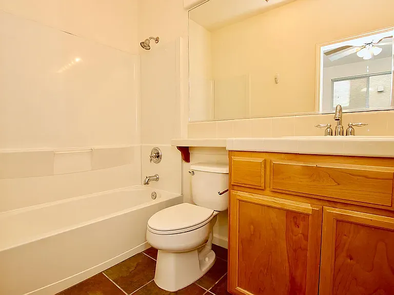 833 Round Hill Dr — Photo 13