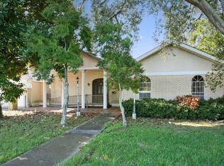 240 Hector Ave, Gretna, LA 70056