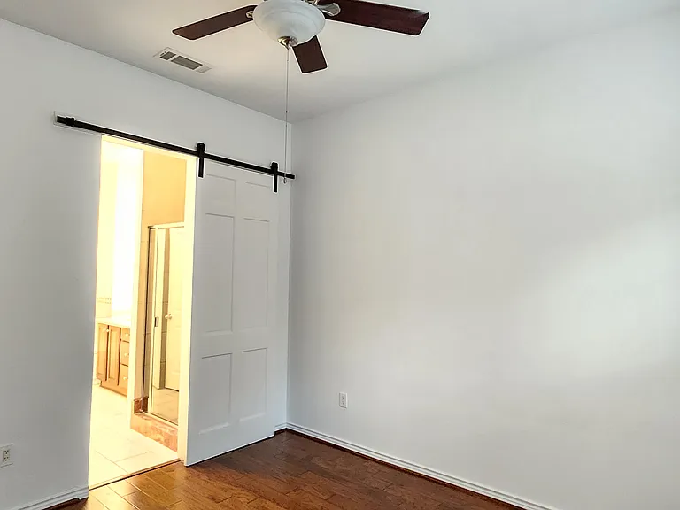 1211 Lake Pointe Way — Photo 11