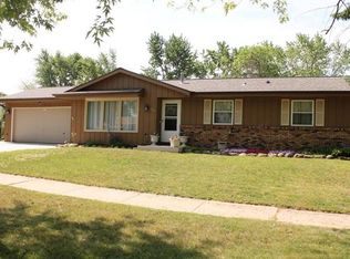 731 Roosevelt Ave, Janesville, WI 53546