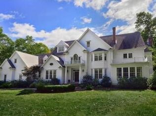 26 Elizabeth Rd, Hopkinton, MA 01748