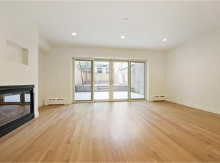 431 W 44th St FL 1, New York, NY 10036