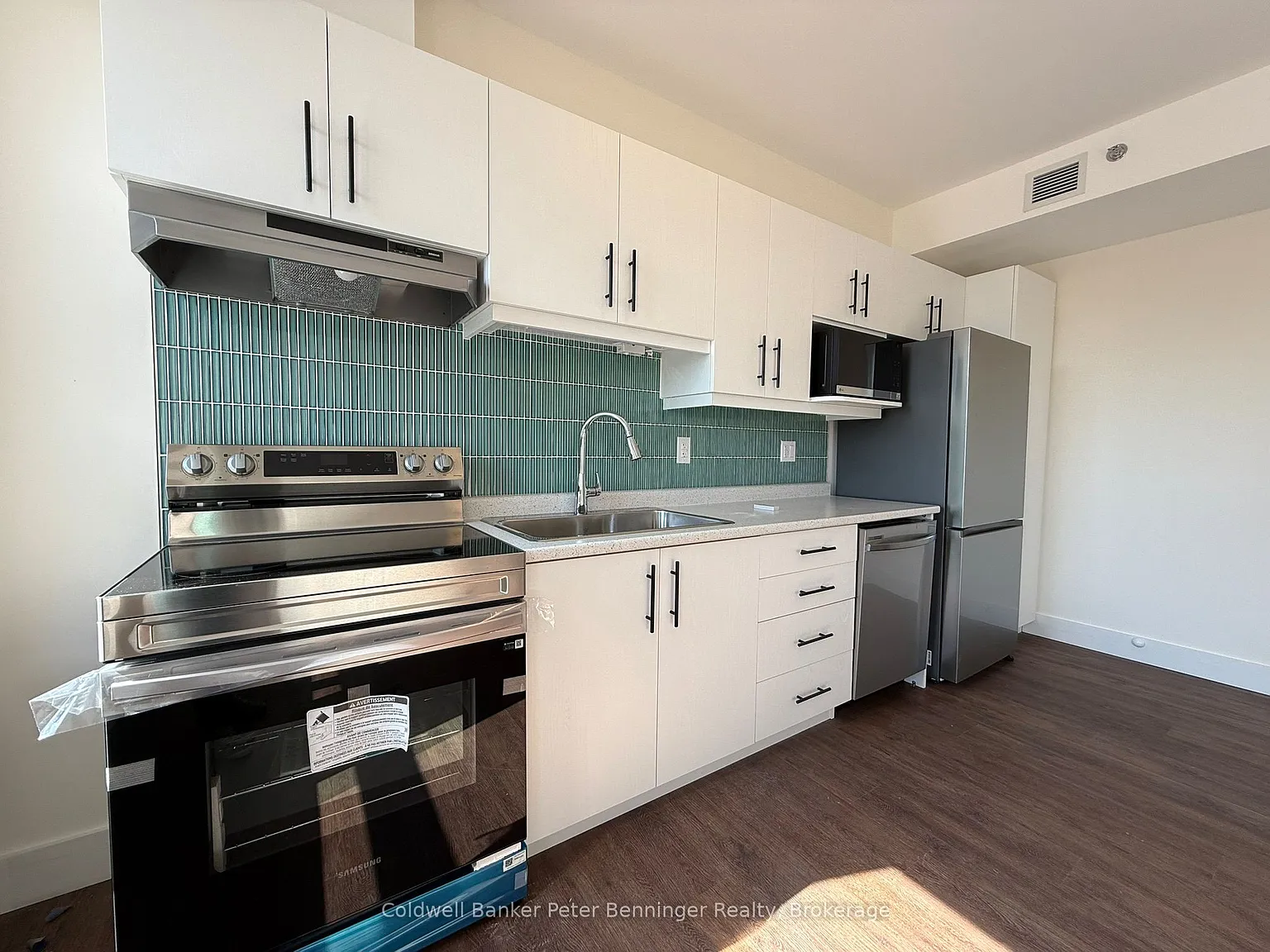 1 bed, $2,000 — Photo 4