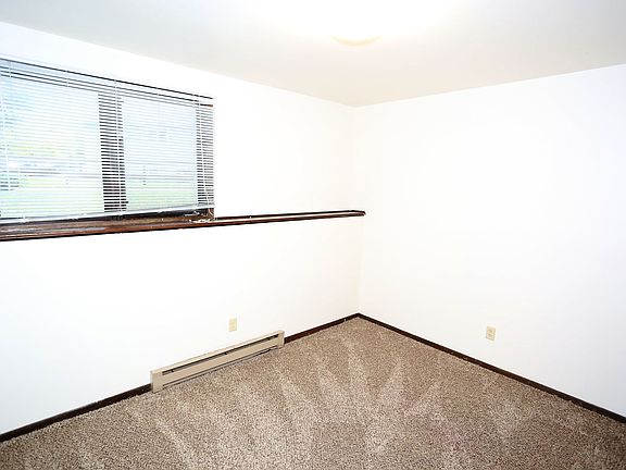 3rd image of 1801 Continental Dr #1801-5