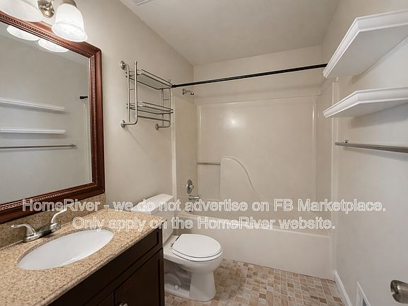 4th image of 300B S 11th St