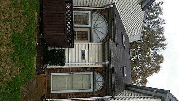 1st image of 960 Saint Andrews Reach APT B