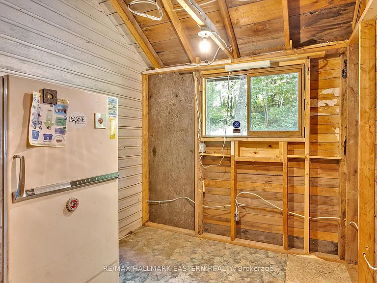 504 Pine Point Ln — Photo 29