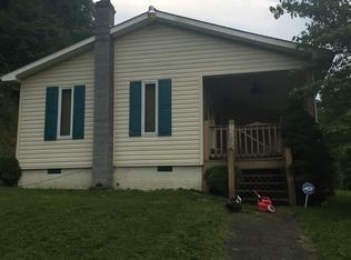 1353 Viers Branch Rd, Vansant, VA 24656