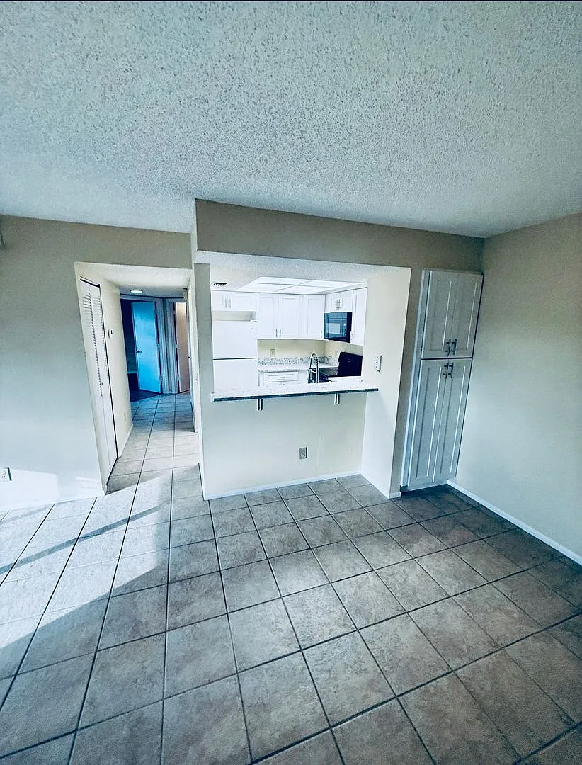 2br/2ba Condo In Palm Bay — Photo 4