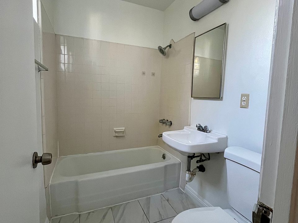 2nd image of 16640 Crenshaw Blvd #9