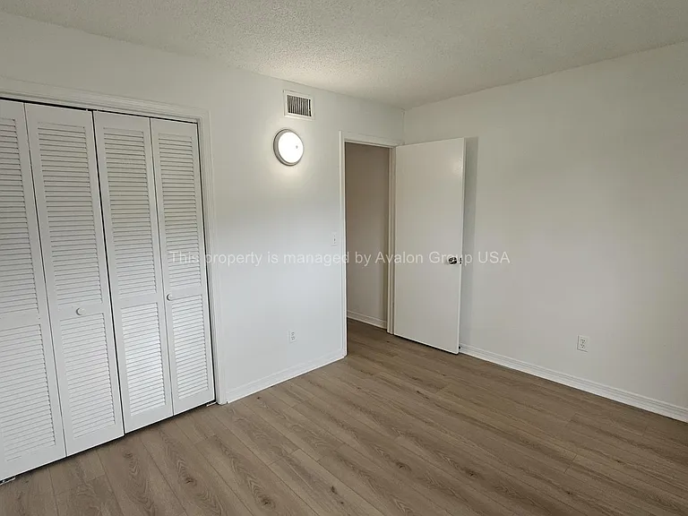 7626 Melissa Ct N — Photo 10