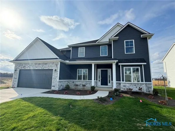 5447 Osprey Ln, Sylvania, OH 43560