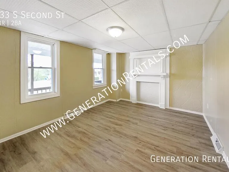 133 S 2nd St — Photo 5