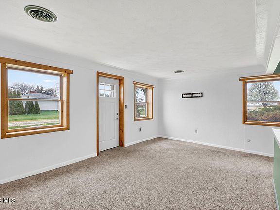 5th image of 6237 Seaman Rd