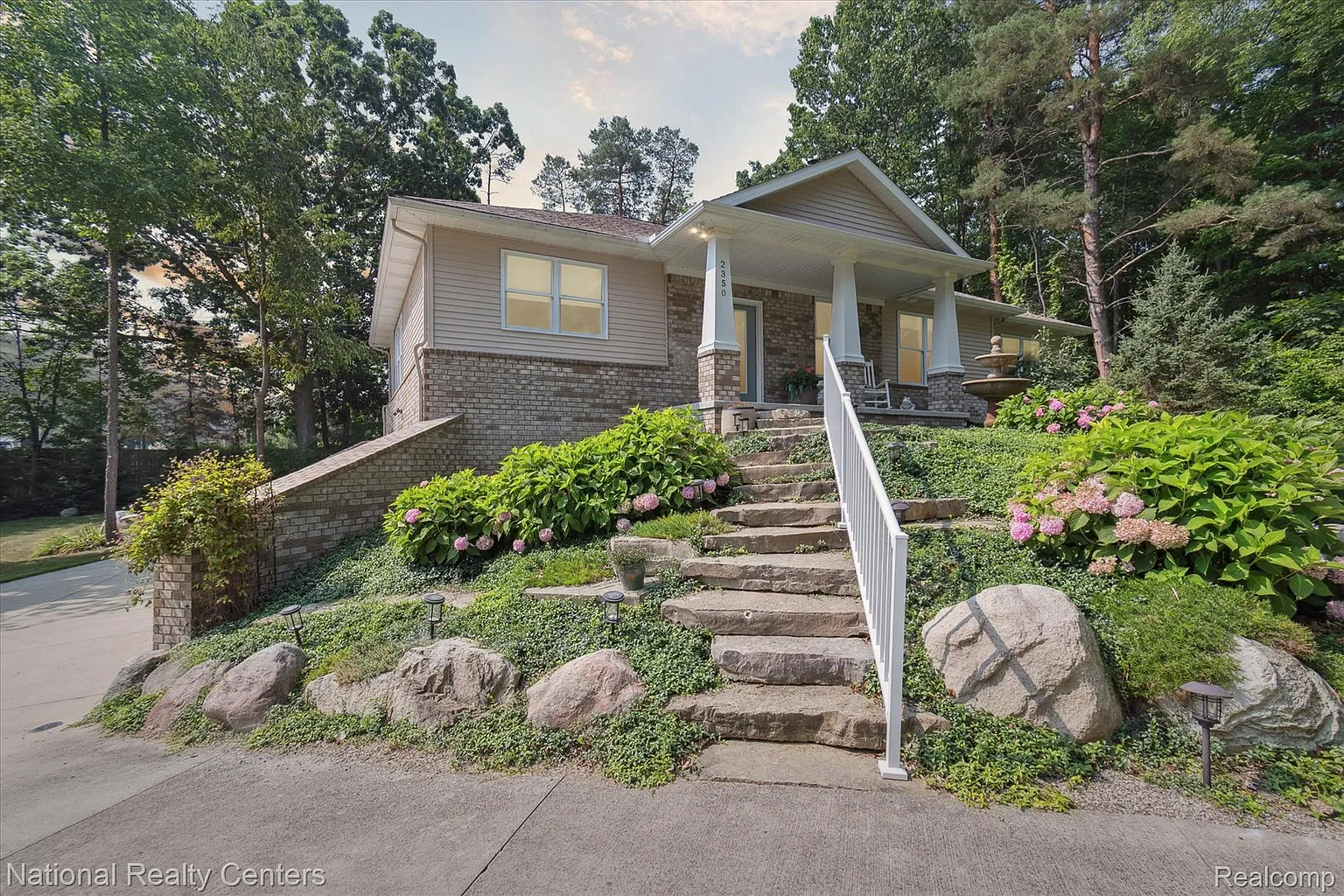 2350 Melton Dr photo 1