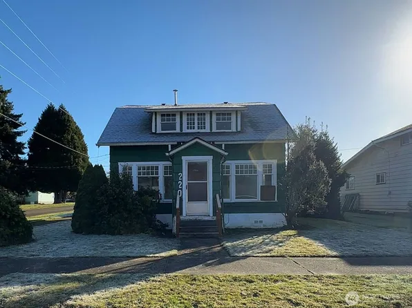 220 N 3rd St, Pe Ell, WA 98572
