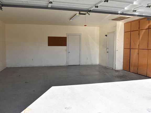 3rd image of 8311 E Pueblo Ave