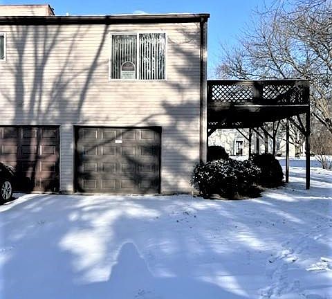 2nd image of 1077 Green Meadows Dr