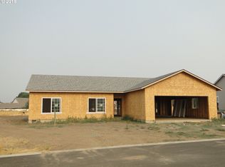 476 SW Cottonwood Dr, Hermiston, OR 97838