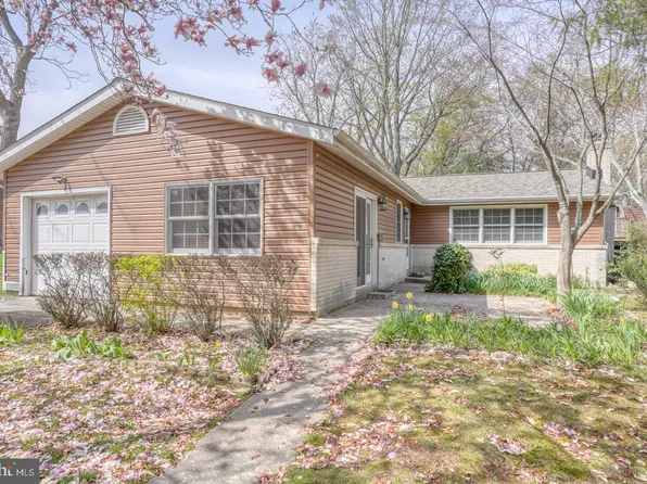 423 Dogwood Ave, Dover, DE 19904
