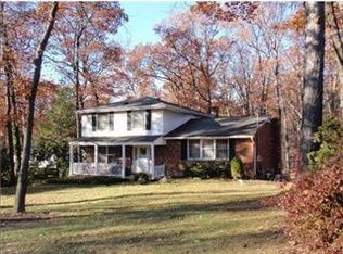 107 Bradford Park Rd, Baden, PA 15005