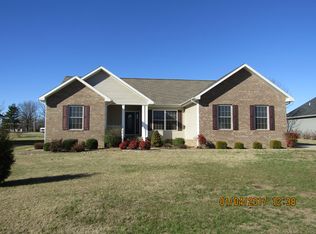 733 Glencrest Dr, Madisonville, KY