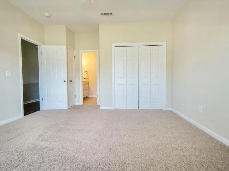 210 Wakefield Way — Photo 12