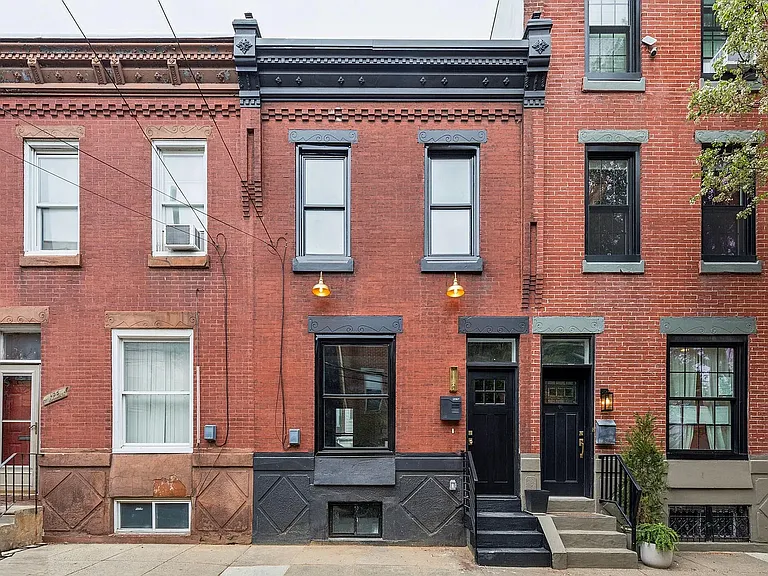 637 Belgrade St — Photo 39