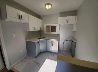 25 Hecker St #1B, Newark, NJ 07103