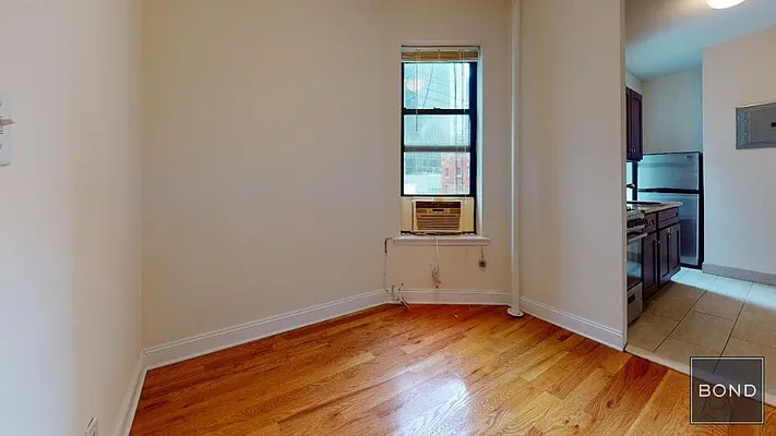 Rented by Bond New York | media 18