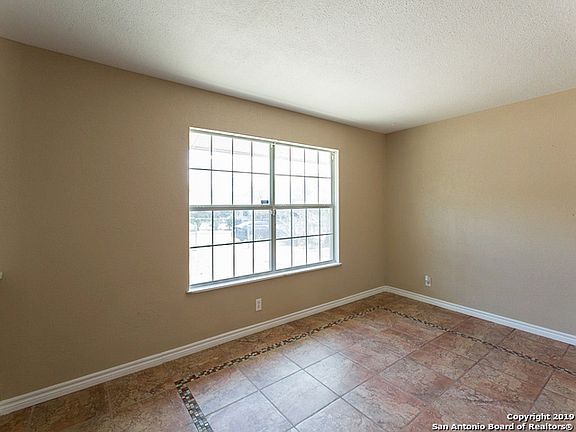 4th image of 155 Mountain Valley St