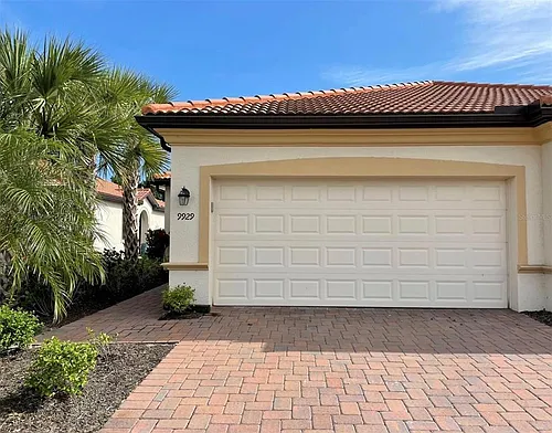 9929 Haze Dr Photo 1