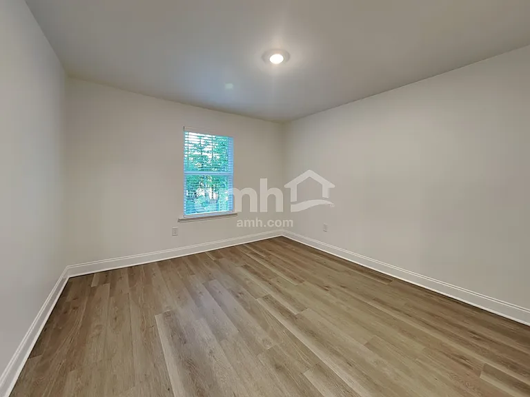 910 Carnelian Ln — Photo 18