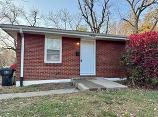 1942 S Sterling Ave, Independence, MO 64052