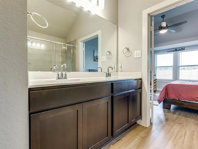 949 Gentle Moss Dr — Photo 9