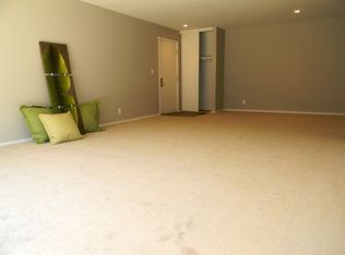 733 Wiggens Ferry Dr APT A, Saint Louis, MO 63141