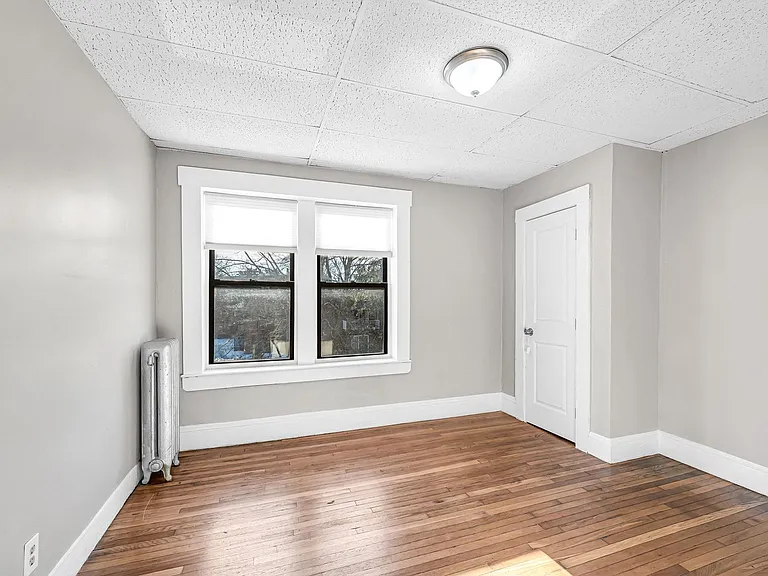 92 Woodside Terrace — Photo 20