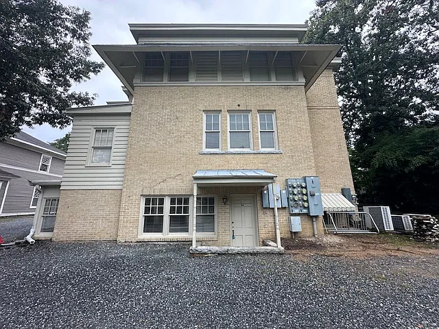 817 N Elm St #G — Photo 10