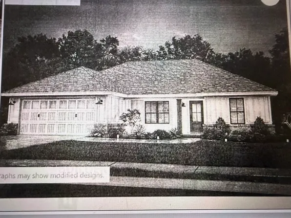 213 Alpine Dr, Southbridge, MA 01550