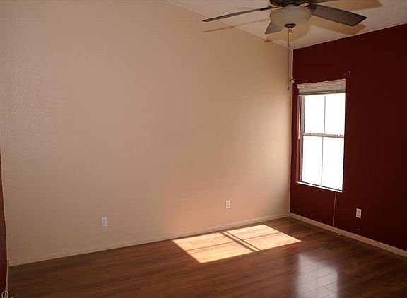 3rd image of 1557 Lake Placid Ter