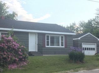 38 Summer St, Mechanic Falls, ME 04256
